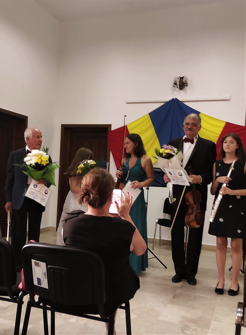 Artista Angela Ioana Gheorghiu, un nou interviu la RomâniaVipPress!